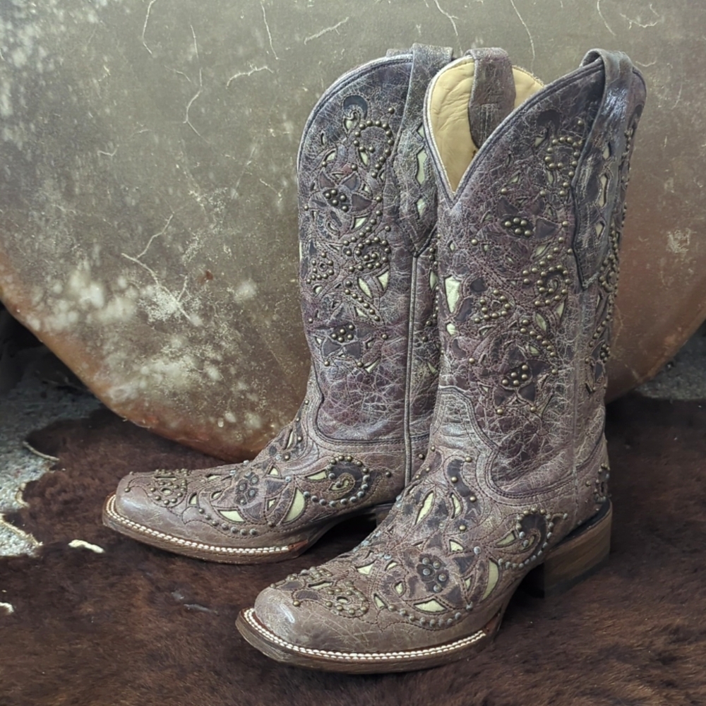 CORRAL A1121 "Jessica" distressed leather studded cowgirl western boots sz 7.5